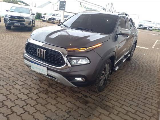 FIAT TORO 2.0 16V TURBO DIESEL RANCH 4WD AT9 FIAT TORO 2.0 16V TURBO DIESEL RANCH 4WD AT9